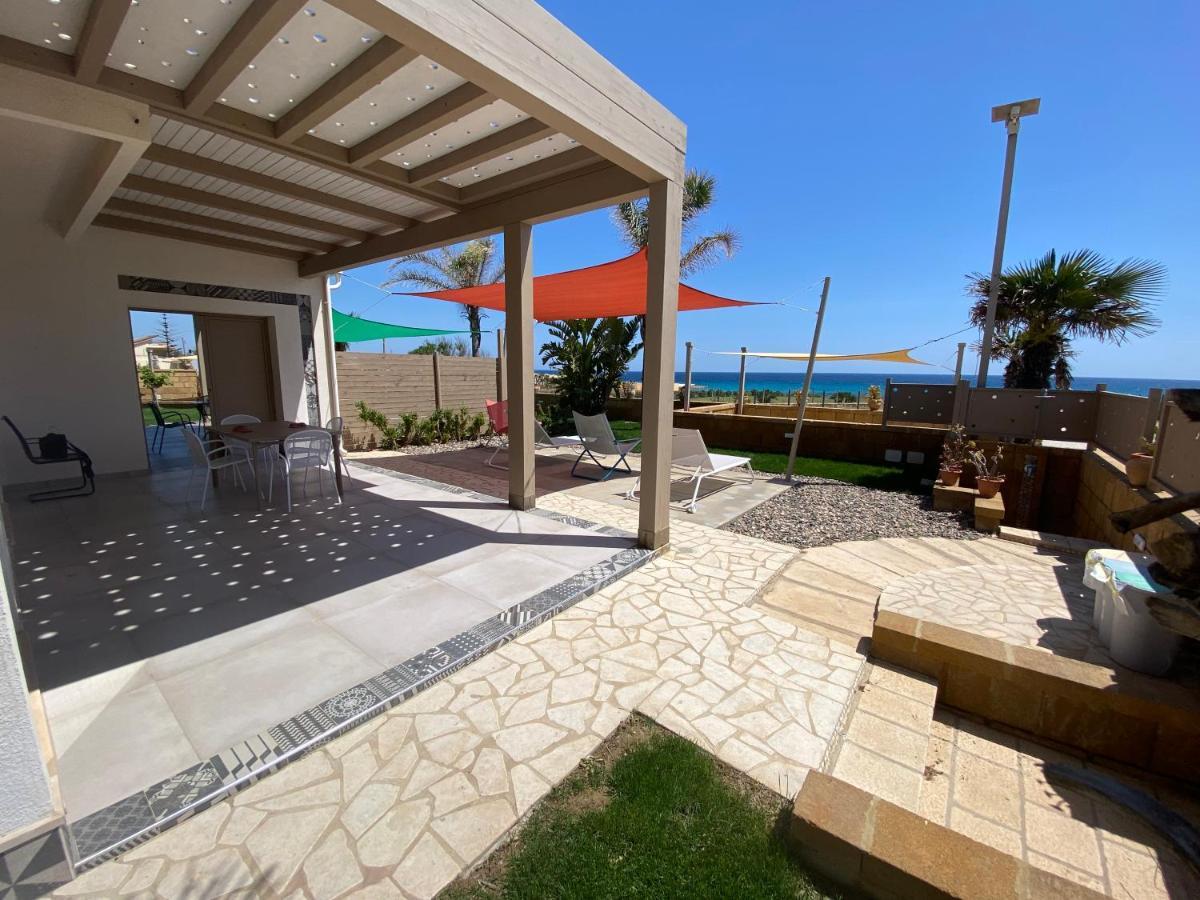 Arabel Villas Reitani Bagian luar foto
